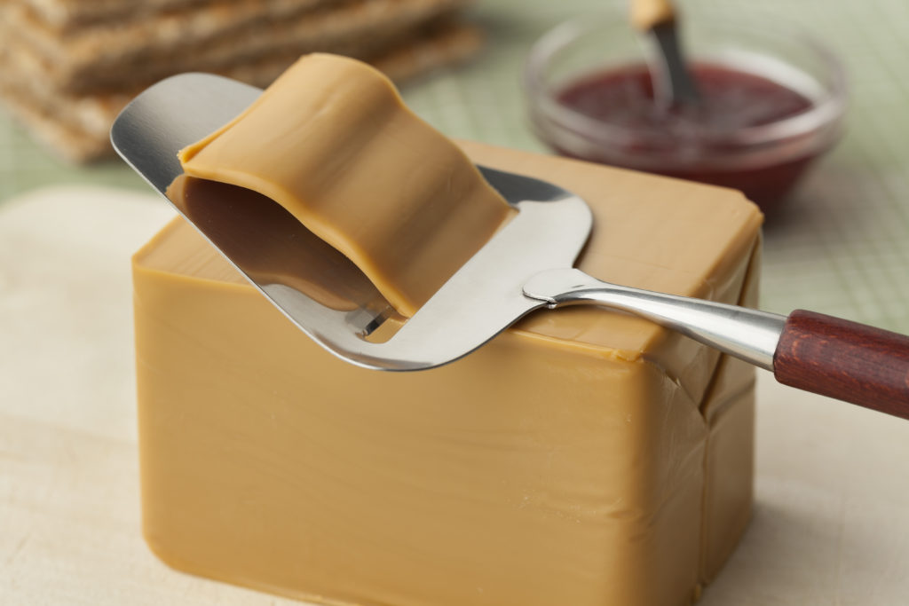 Brunost og ostehøvel