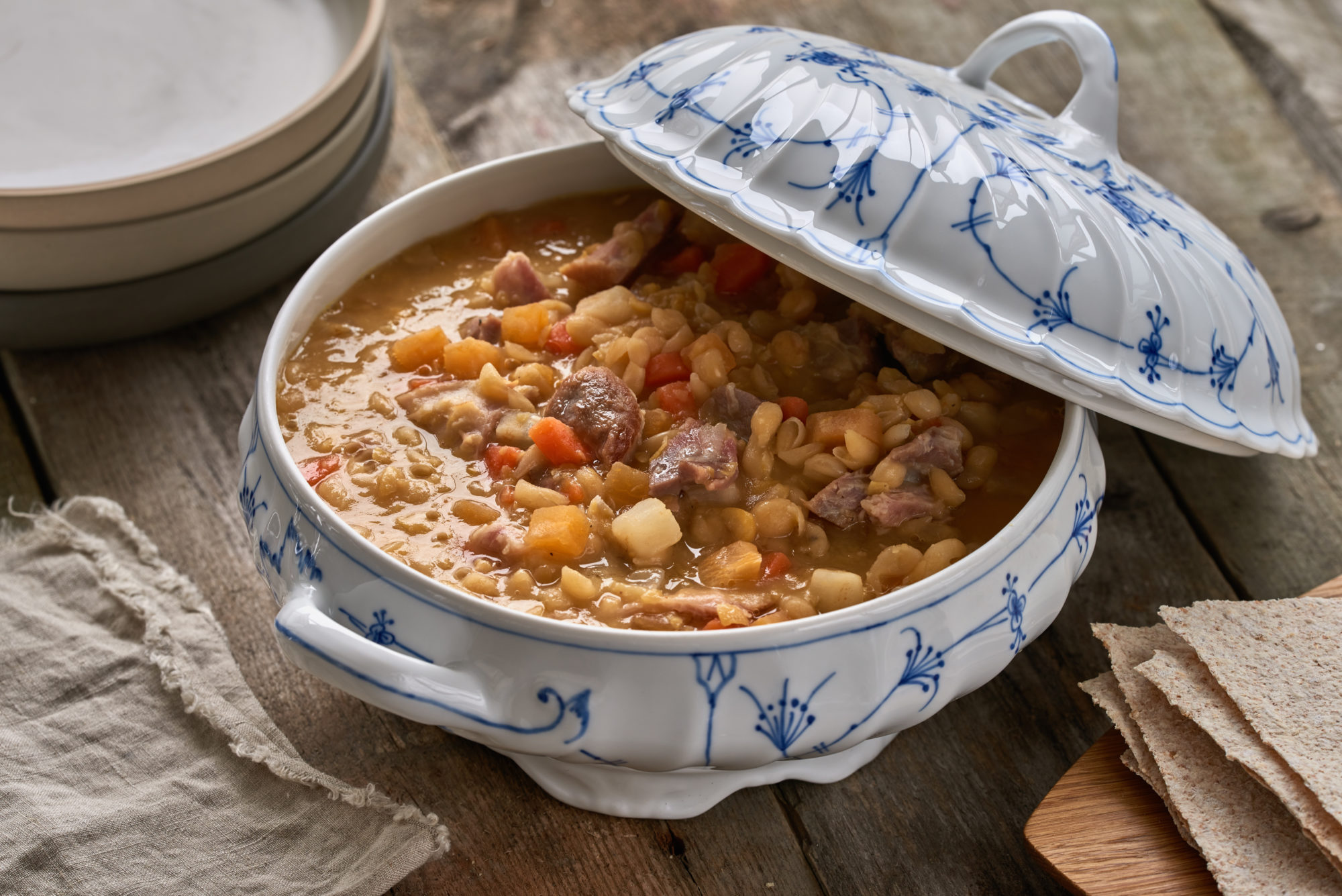 TradisjonsMat1447 ertesuppe svineknoke