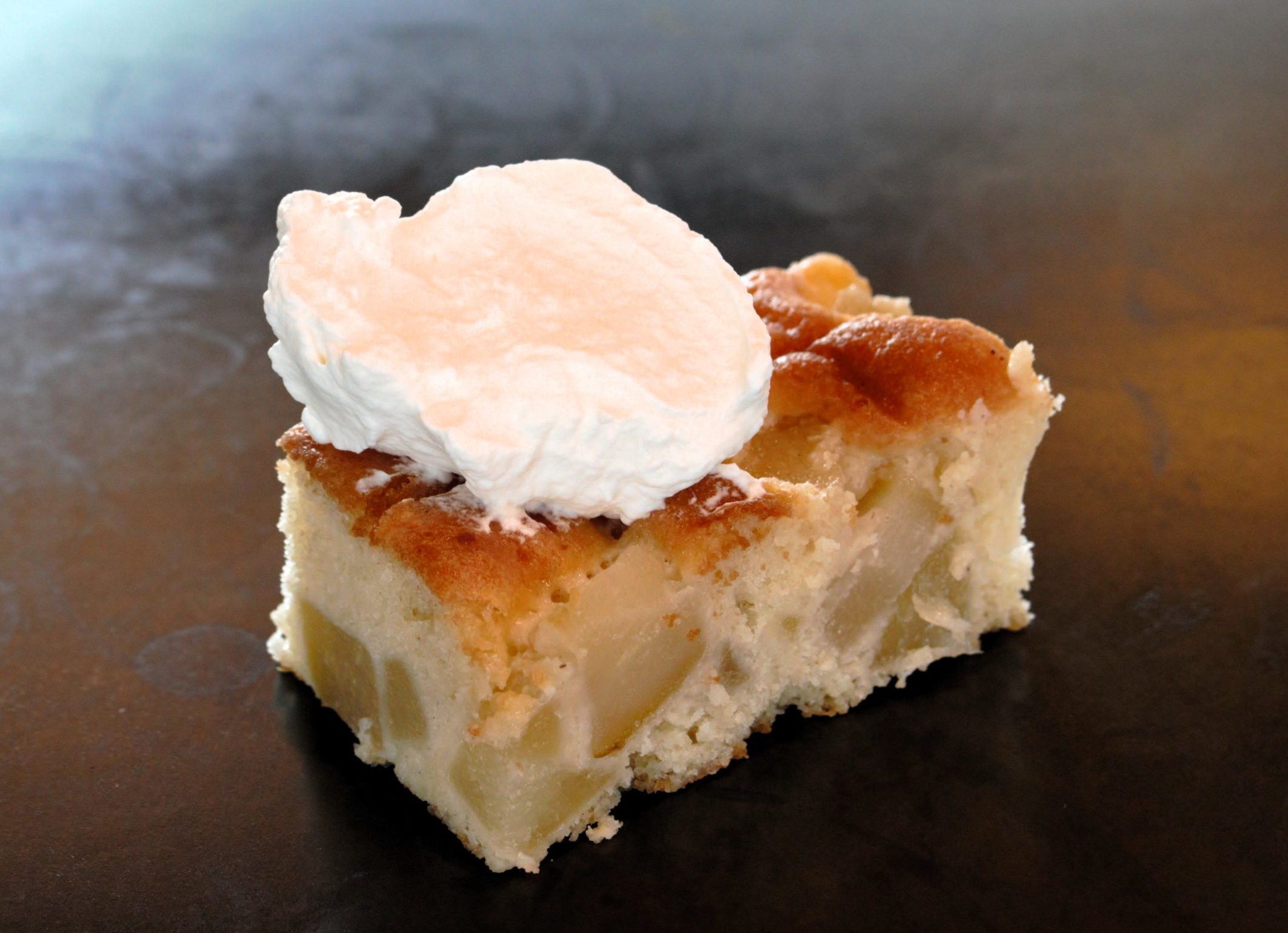Pærekake med krem